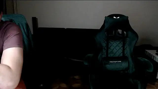 JoannaAndNeighbour's cam snapshot