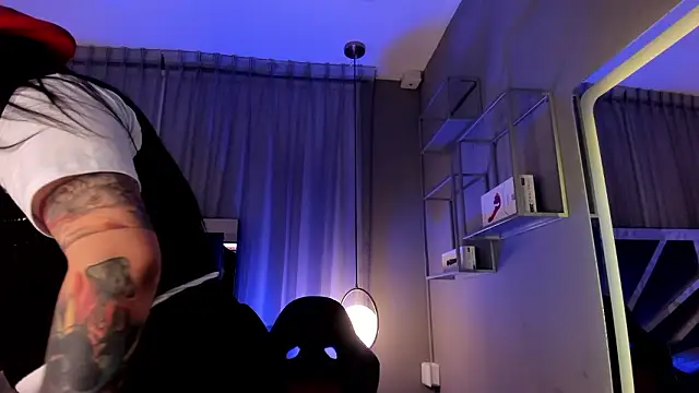 MAGIC_TESSA's cam snapshot