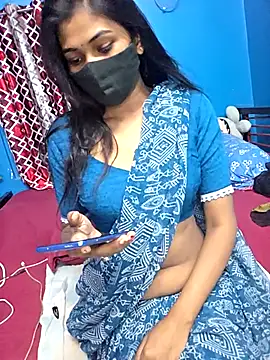 Priya_04's cam snapshot