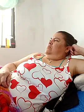 yaneth_'s cam snapshot