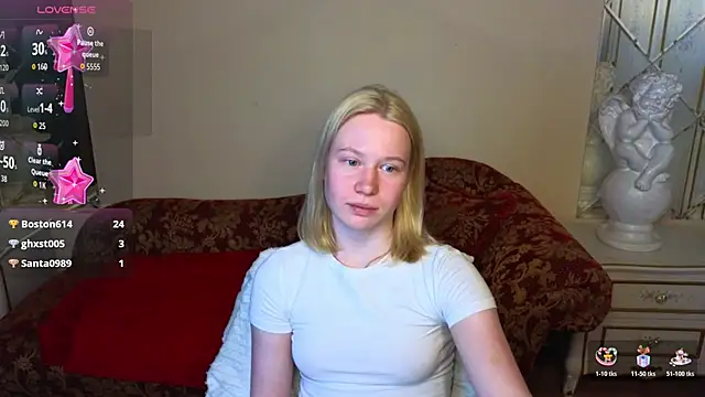 RebeccaLewis's cam snapshot