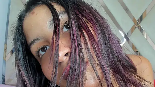 Ladymadinght's cam snapshot