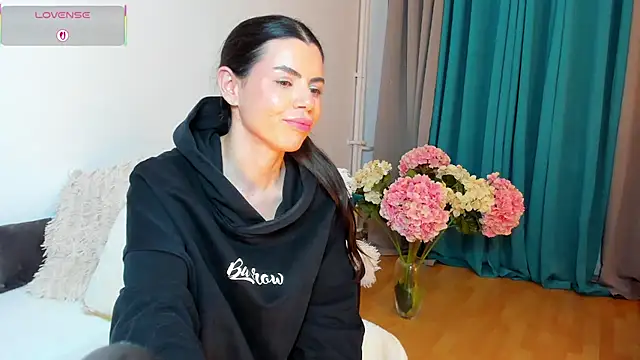 SeductiveBella's cam snapshot