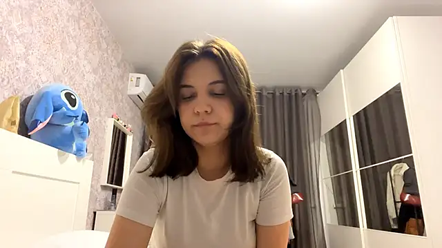 Lunavirexiall's cam snapshot