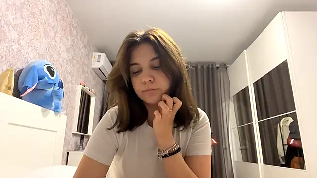 Lunavirexiall's cam snapshot