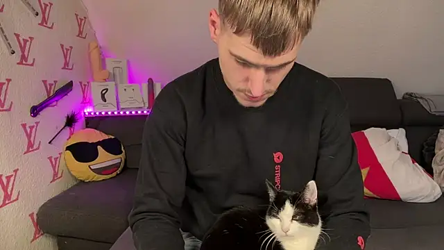 Cookieboy88 live sex cam