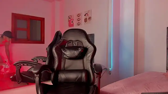 Liamsubtle01 live sex cam