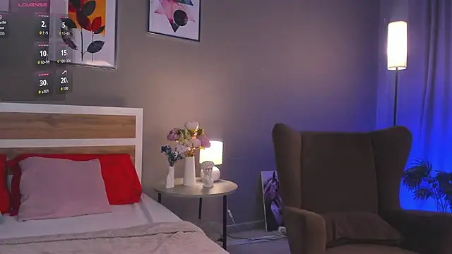 hey_tessa's cam snapshot