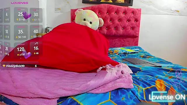 Angela_saenx2's cam snapshot