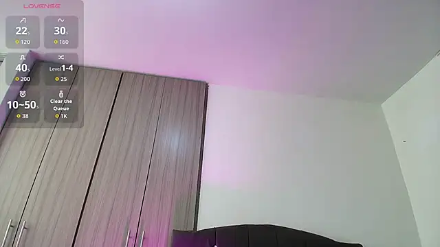 Ruby_Whispers's cam snapshot