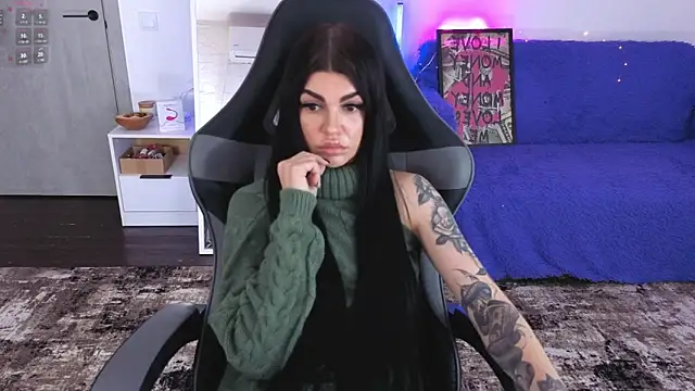 Tiffany_lab's cam snapshot