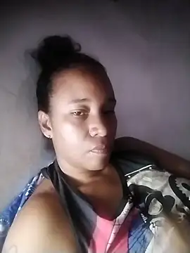 EbonyHorrny's cam snapshot