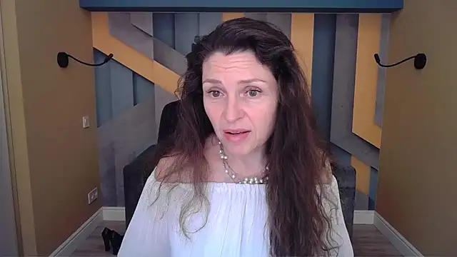 EllaLong's cam snapshot