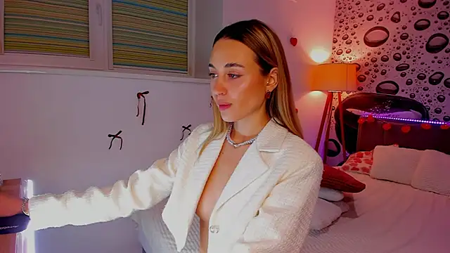 AlexaWilds's cam snapshot