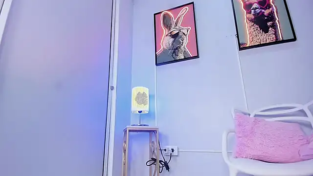 dulce_fiore07's cam snapshot