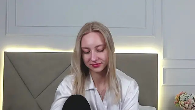 RachaelCute's cam snapshot