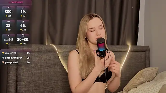 KristleKirst's cam snapshot