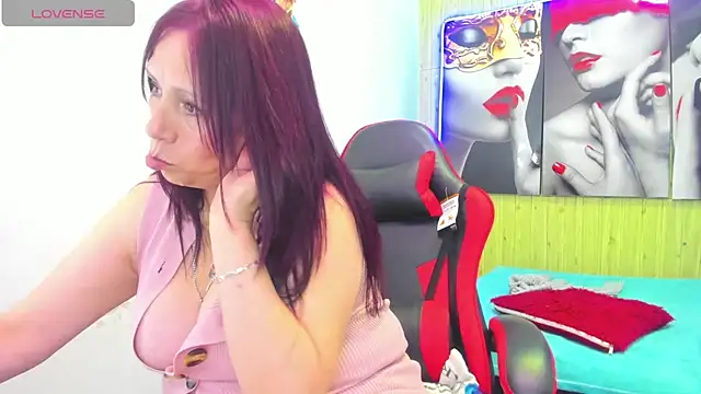 Chantalvedette's cam snapshot