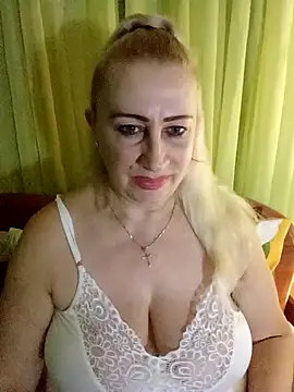 Esenia505's cam snapshot