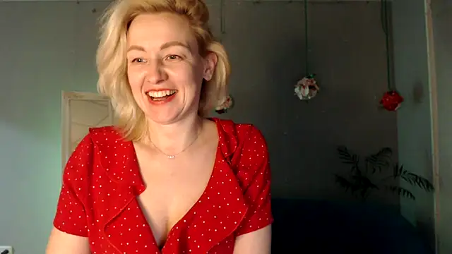 Sunny_blond's cam snapshot