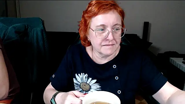 JoannaAndNeighbour's cam snapshot