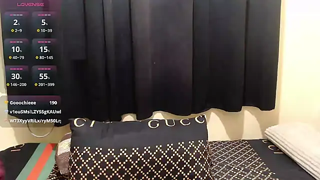 x_brittany_x's cam snapshot