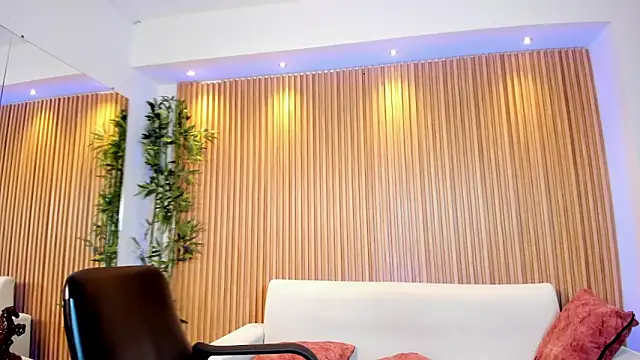 paulina_sweett_'s cam snapshot