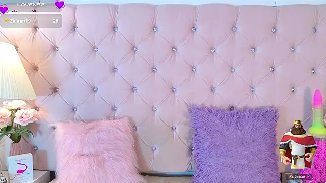 CaterinaRomano's cam snapshot