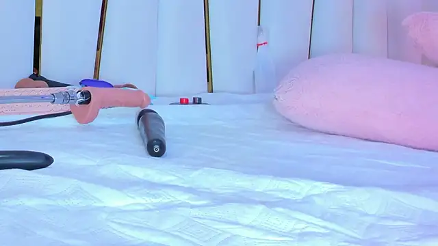 paola_rodriguez's cam snapshot