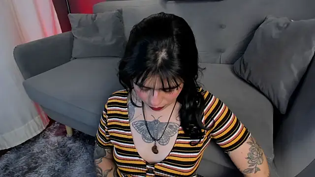 flower_smith_'s cam snapshot