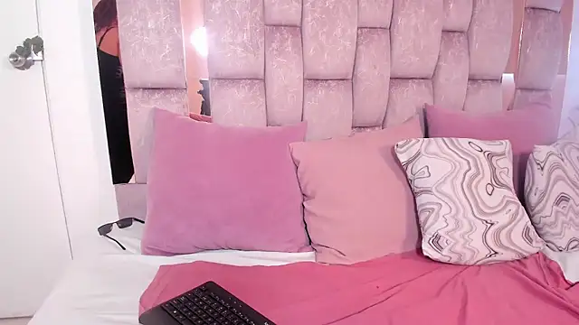 megannherrera's cam snapshot