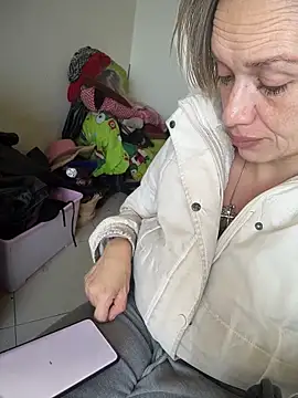 MAGDALAKOVANOVA's cam snapshot