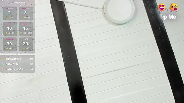 Nahomycarterr's cam snapshot