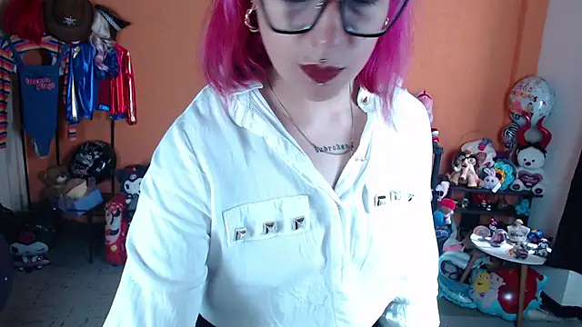 MissMiia2's cam snapshot