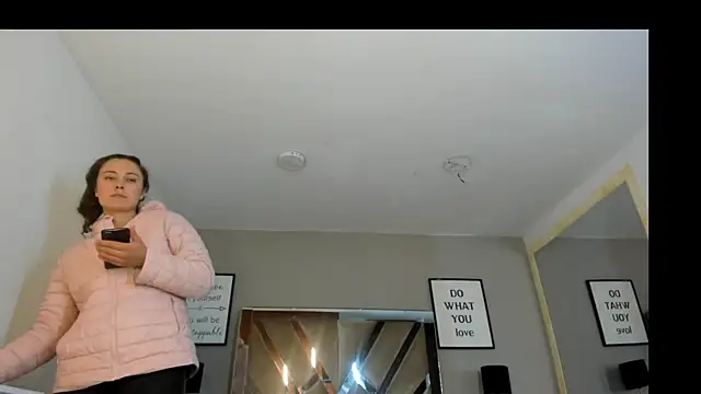 cellestehot's cam snapshot