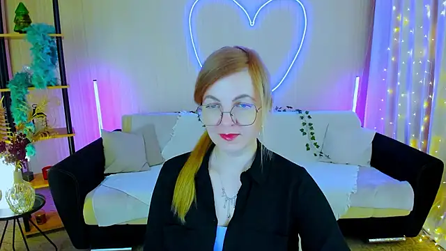 YourUniverser's cam snapshot