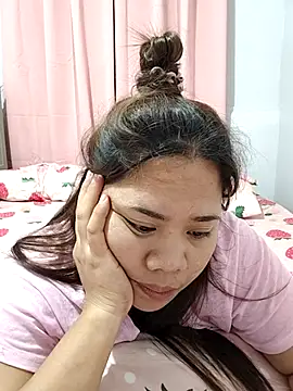 _BellaHotty_'s cam snapshot