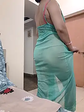 SpicyQueenX69's cam snapshot