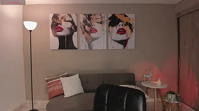 LilaWest's cam snapshot