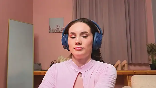 too_sexxxy's cam snapshot