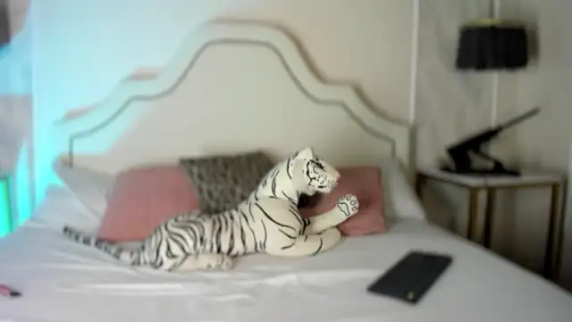 niicole_garner's cam snapshot