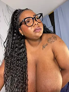 angelGgold live sex cam