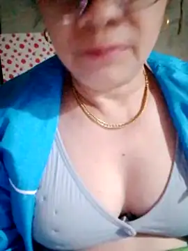 small-house123 live sex cam