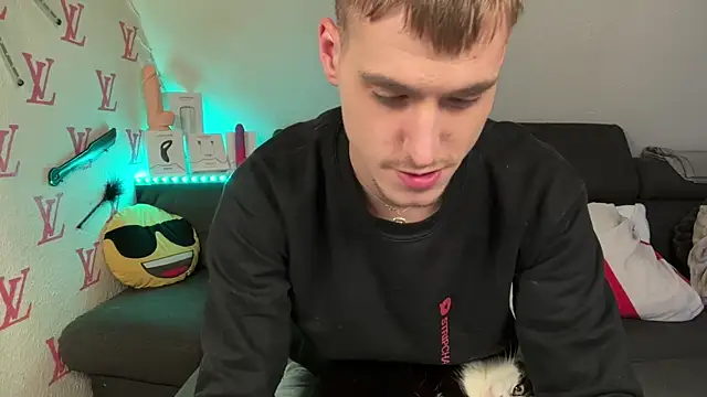 Cookieboy88 live sex cam