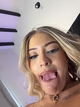 MystiqueXXX live sex cam