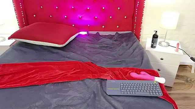 Natyboo's cam snapshot