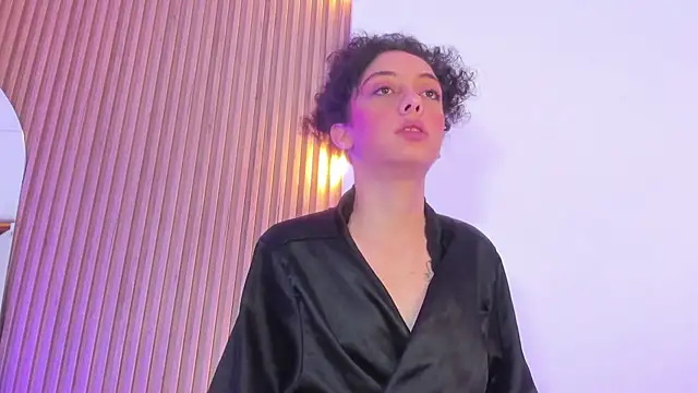 Curlyweeds1's cam snapshot