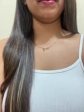 Cute-Sakhi live sex cam