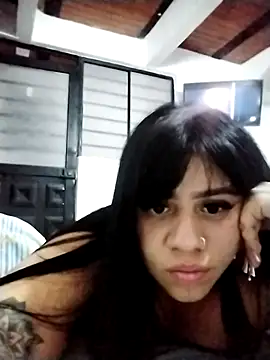 Luna_bigtitss777's cam snapshot