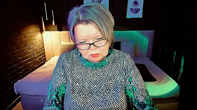 Shannonshine's cam snapshot